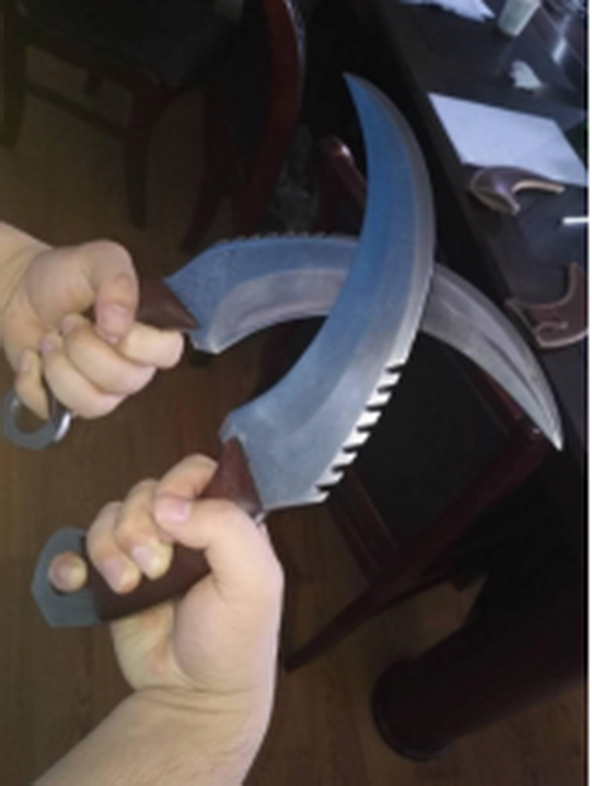 claw knife (3).jpg