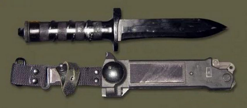 tactical knife (1).png